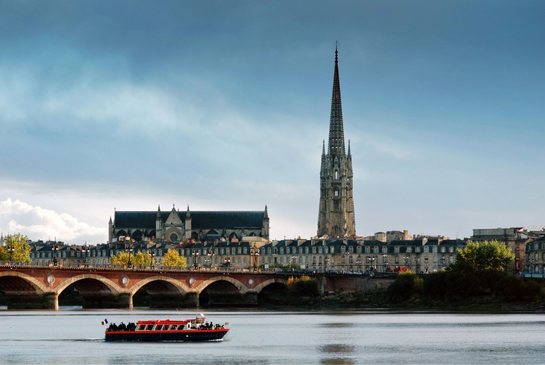 Bordeaux in the storm